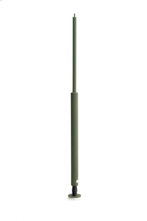 Vehicular 30 -88 MHz antenna designed for use in all climates and terrains