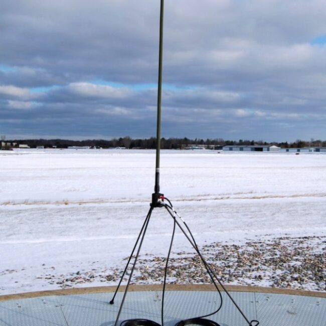 Ground based 30 - 512 MHz and 550 - 20000 MHz antenna, replaces OE-254 antenna group